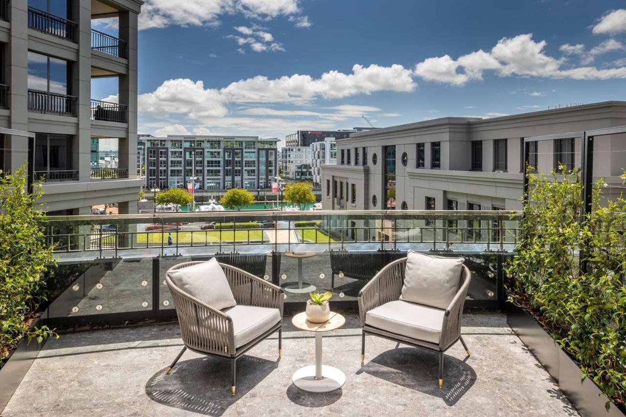 Qt Auckland Hotel Exterior photo The Park