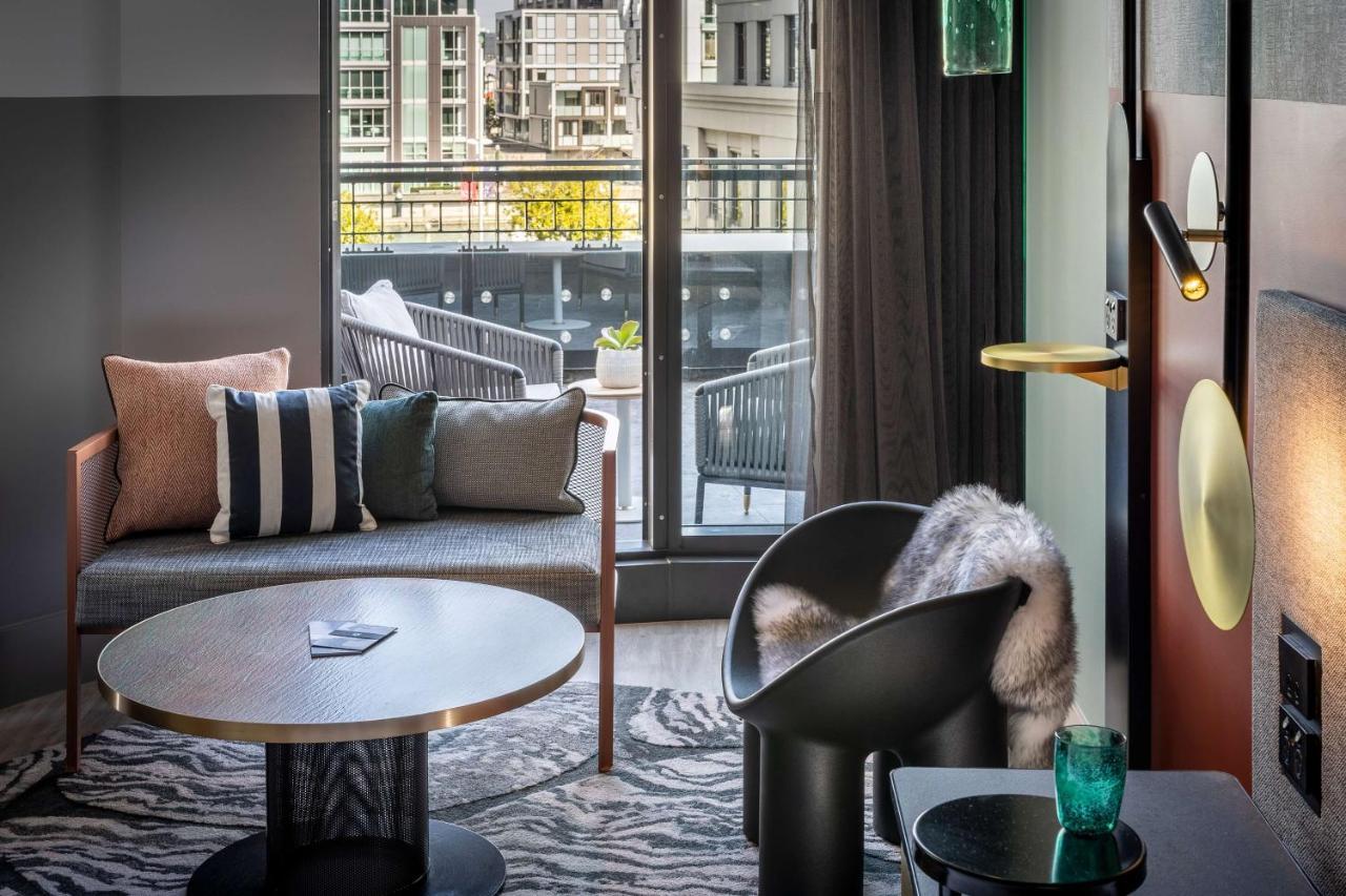 Qt Auckland Hotel Exterior photo The Living Room at The Standard London